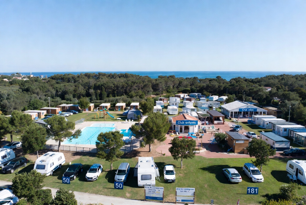 Domaine de la Bergerie : un camping des plus confortables en Provence !